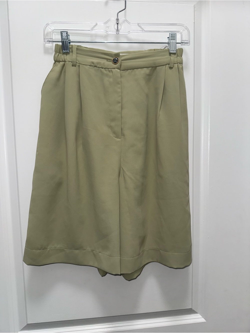 Simple Retro High-Waist Wide Leg Shorts — green